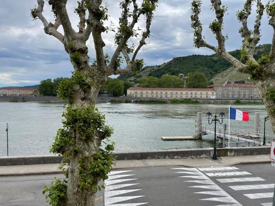 Vila La Batellerie, Vue Sur Rhone Tain-lʼHermitage Exteriér fotografie